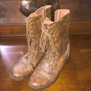 Brown zip up combat boots